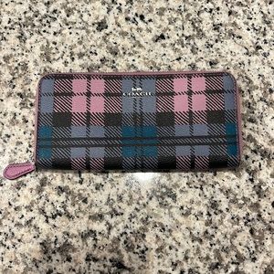 Coach Accordion Zip Wallet